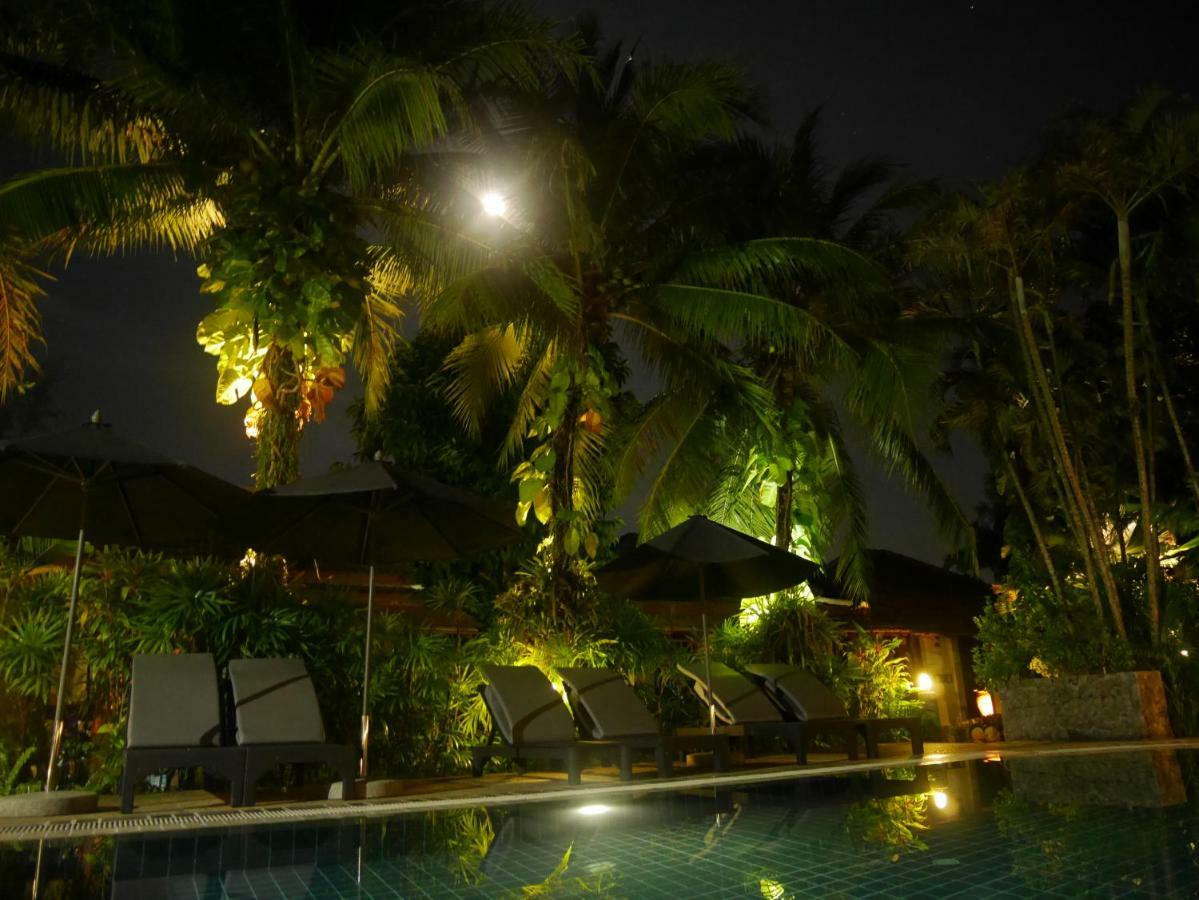 Bangtao Beach Chalet Resort Bang Tao Beach  Exterior photo