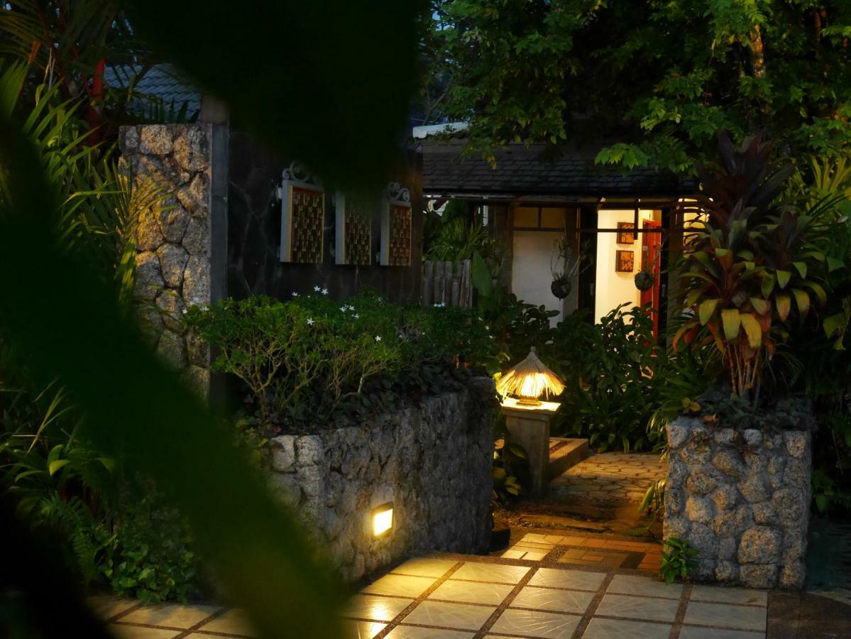 Bangtao Beach Chalet Resort Bang Tao Beach  Exterior photo
